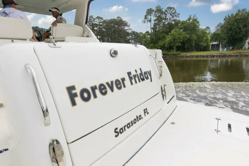 Slide: The Image of 2005 3600 Tiara _Forever Friday_ Stern - 5779424