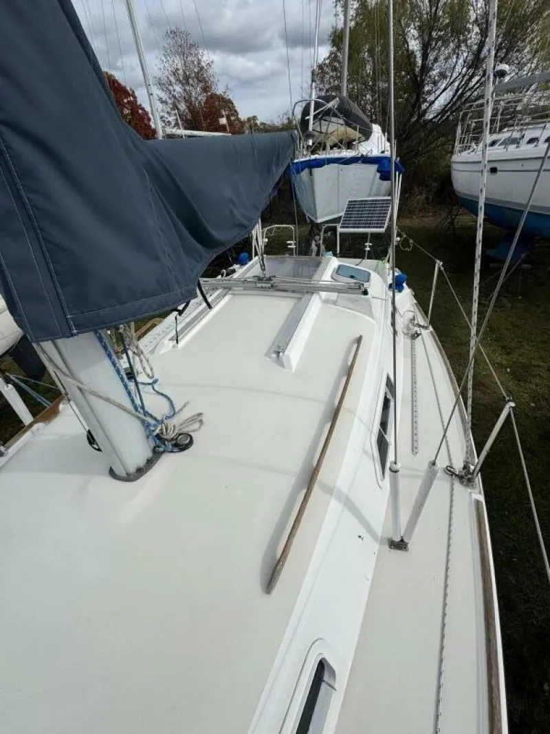 Slide: The Image of Pearson 27 1987 - 5790423