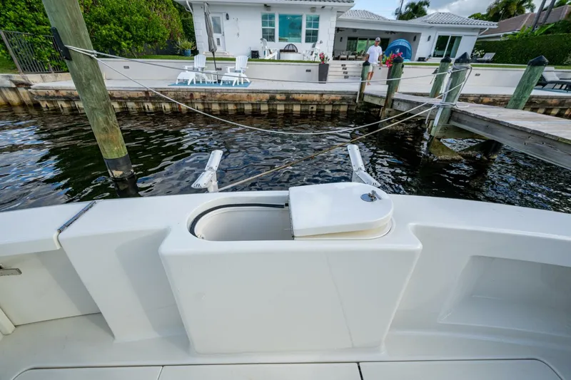 Slide: The Image of Egg Harbor 43 Sport Fisherman 2004 - 5780128