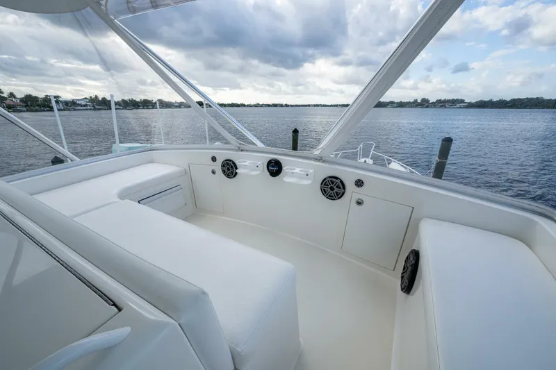 Slide: The Image of Egg Harbor 43 Sport Fisherman 2004 - 5780138