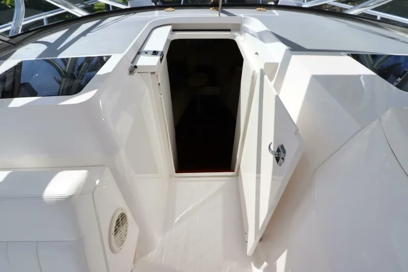 Slide: The Image of Intrepid 430 Sport Yacht 2012 - 5780415