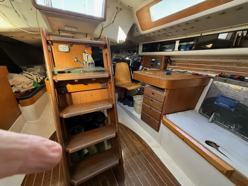 Slide: The Image of Alsberg Brothers Express 37 1986 - 5780477