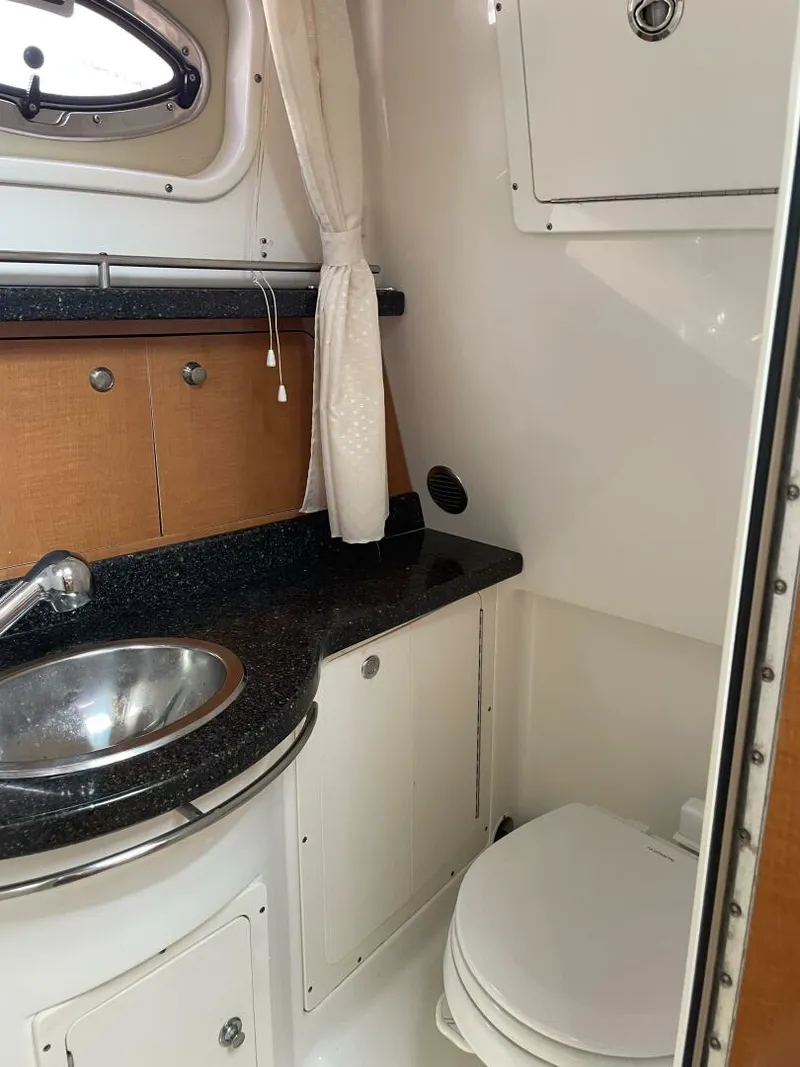 Slide: The Image of Robalo R305 Walkaround 2013 - 5789193