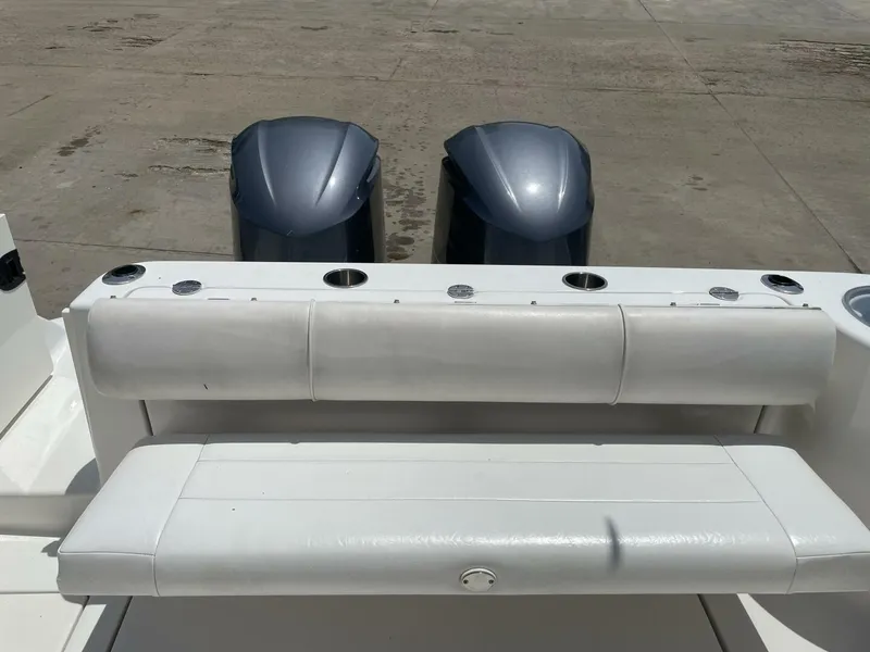 Slide: The Image of Robalo R305 Walkaround 2013 - 5789183