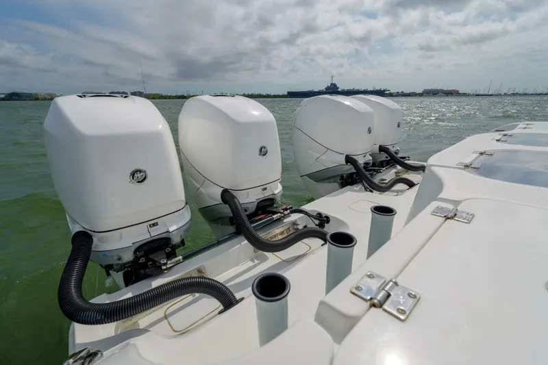 Slide: The Image of Freeman 42 42LR Double Tap- Engines 2020 Freeman 42LR Double Tap - 5781048