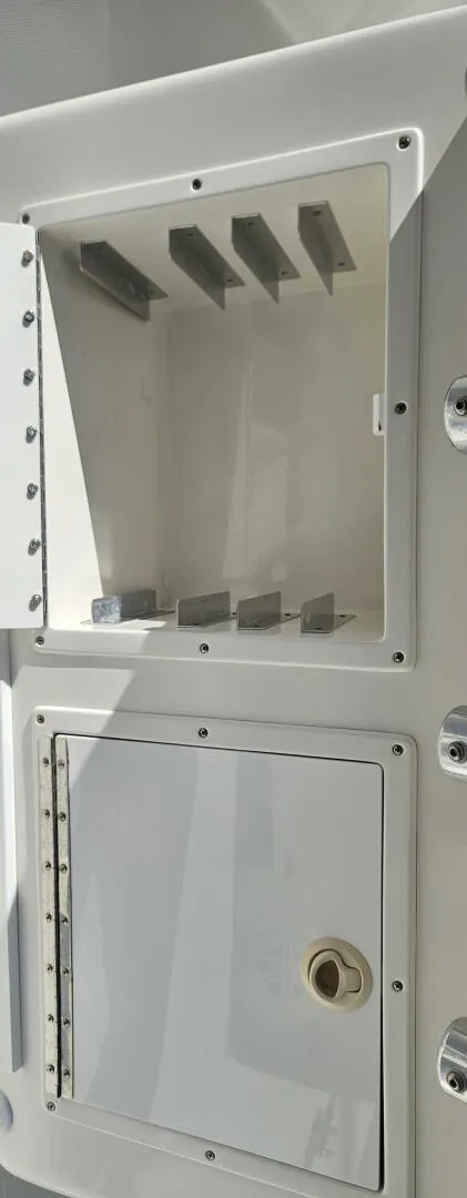 Slide: The Image of SeaCraft SC32 Master Angler 2007 - 5780764