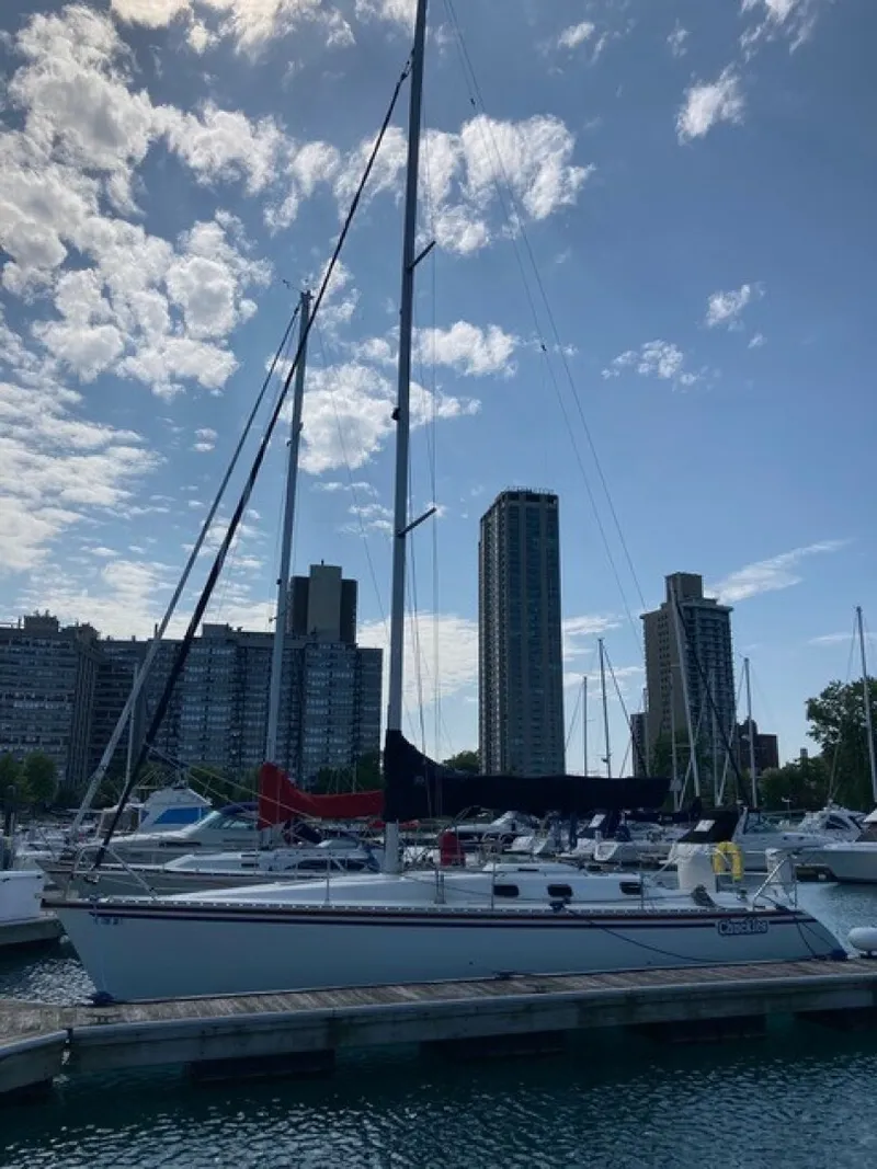 The Image of Hunter 36 1987 - 5781115