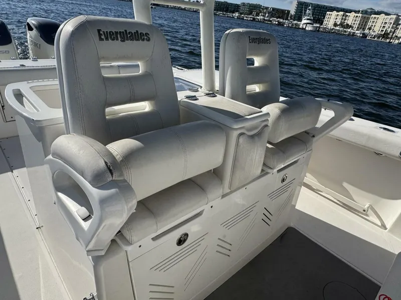 Slide: The Image of Everglades 350 Center Console 2008 - 5781303
