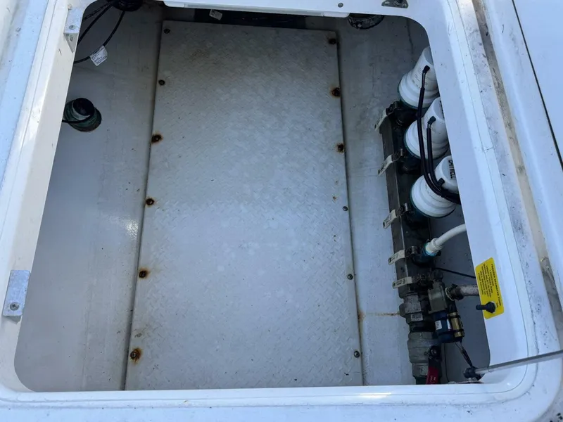 Slide: The Image of Everglades 350 Center Console 2008 - 5781311