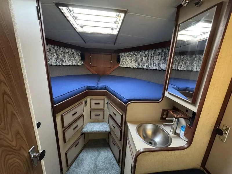 Slide: The Image of Bertram 38 Convertible 1979 - 5781508