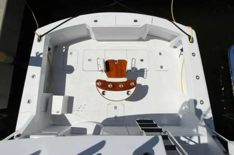 Slide: The Image of Hatteras 60 Convertible 2004 - 5781929