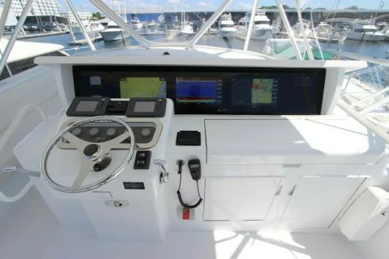 Slide: The Image of Hatteras 60 Convertible 2004 - 5781958