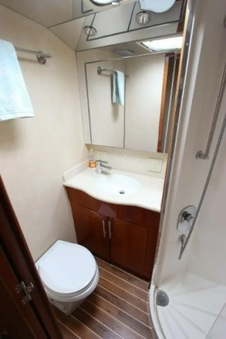 Slide: The Image of Hatteras 60 Convertible 2004 - 5781989