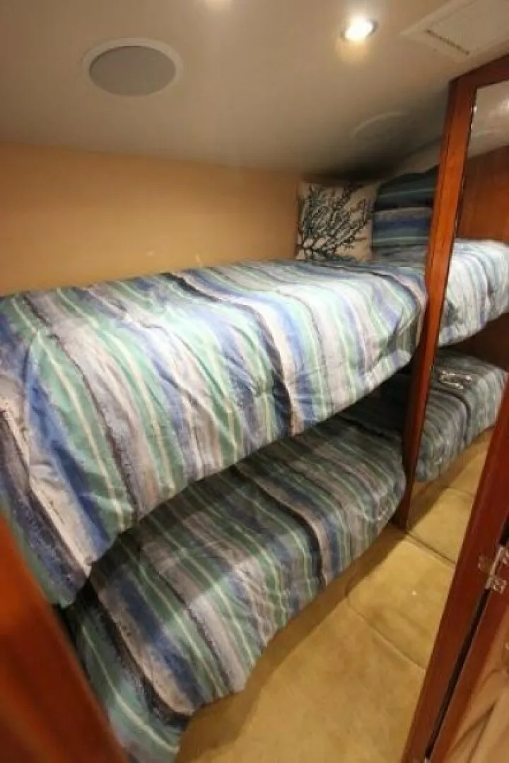 Slide: The Image of Hatteras 60 Convertible 2004 - 5781991