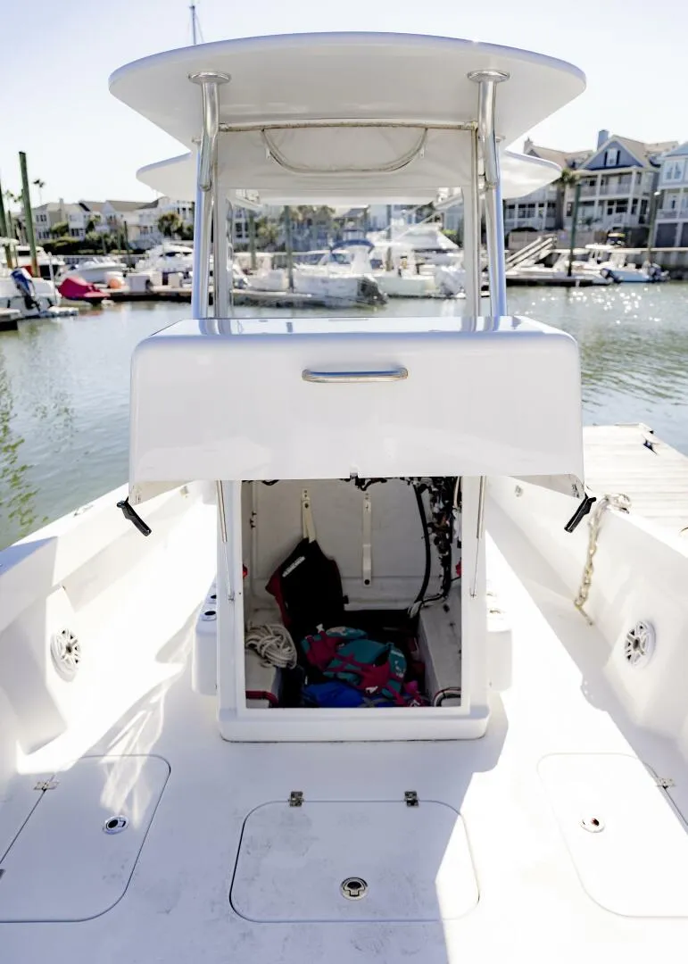 Slide: The Image of Conch 27CC 2022 - 5782190