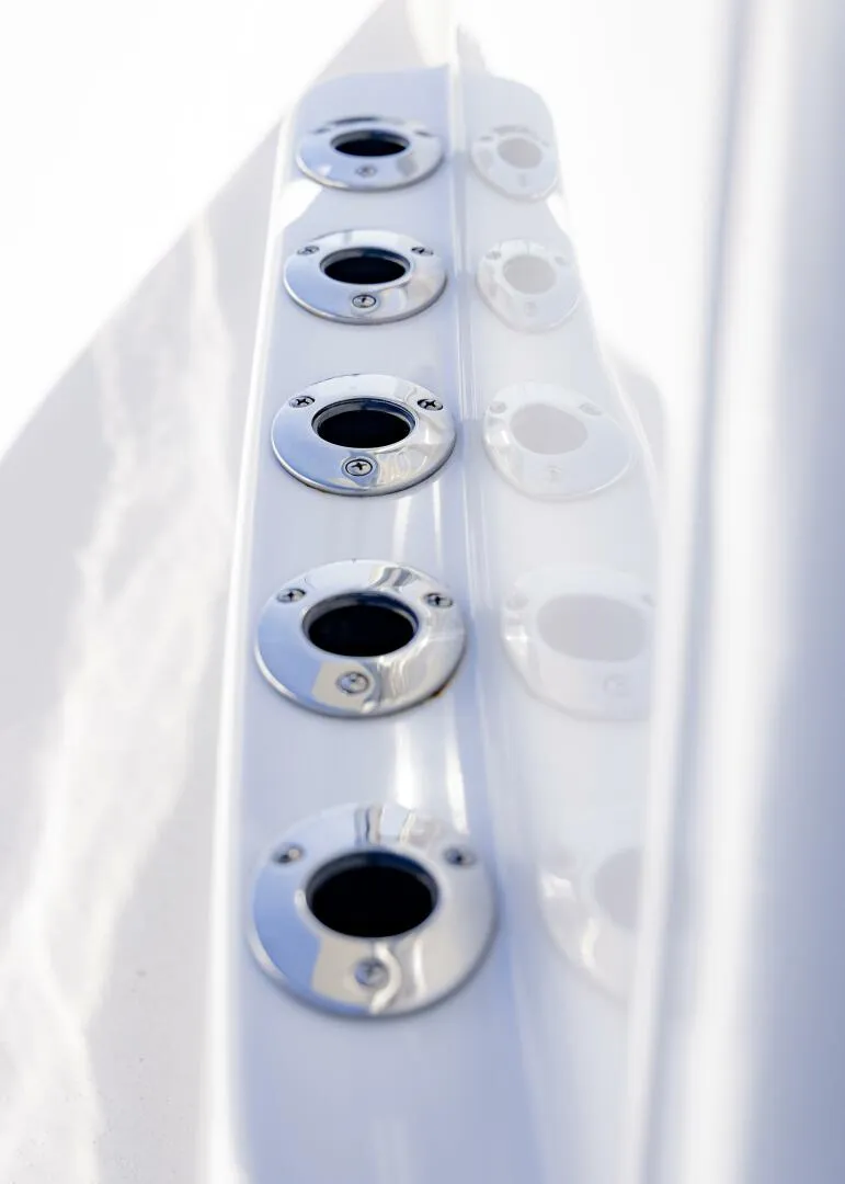 Slide: The Image of Conch 27CC 2022 - 5782192