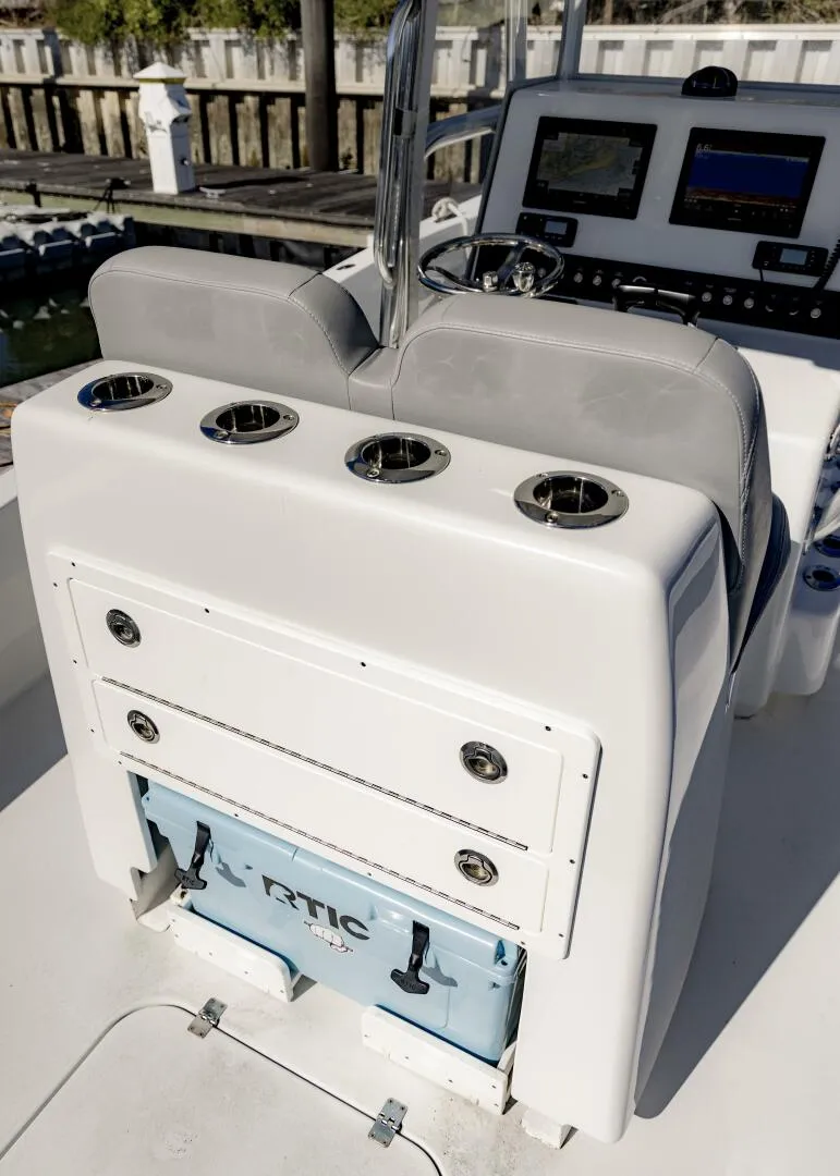 Slide: The Image of Conch 27CC 2022 - 5782215