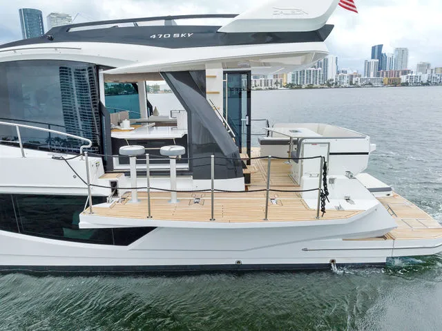 Slide: The Image of Galeon 470 Sky 2022 - 72
