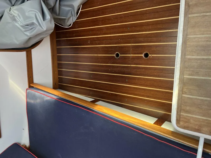 Slide: The Image of Alerion Alerion 2004 - 5991603