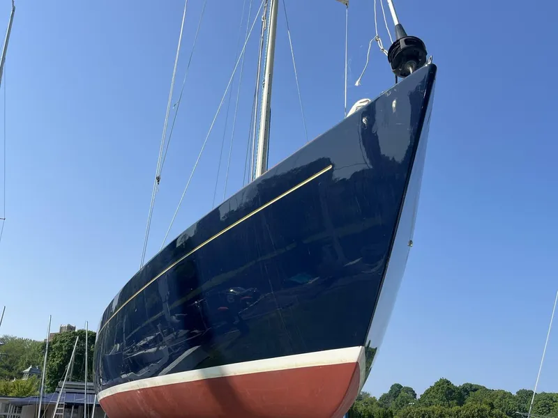 Slide: The Image of Alerion Alerion 2004 - 5991591