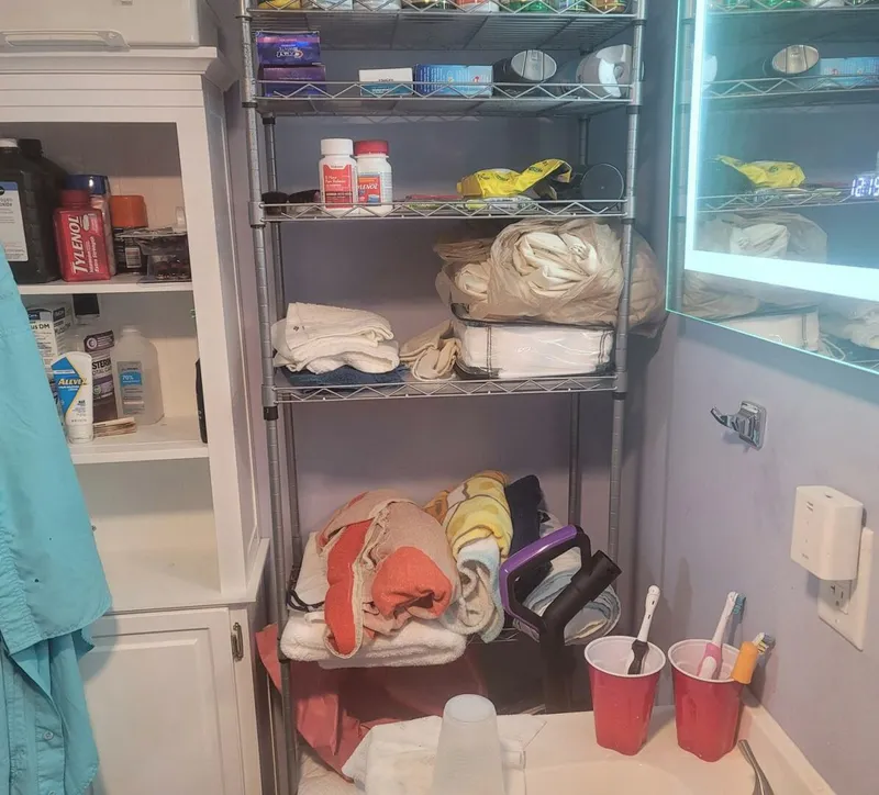 Slide: The Image of Hilburn 4412 1984 - 5793049