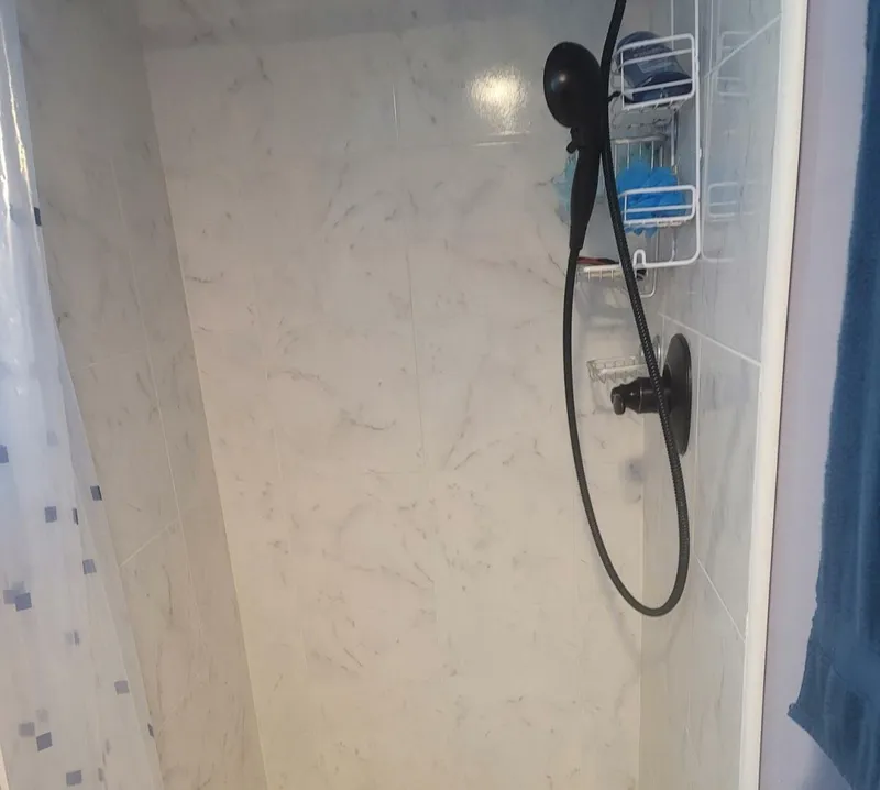 Slide: The Image of Hilburn 4412 1984 - 5793050