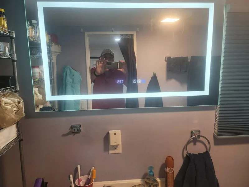 Slide: The Image of Hilburn 4412 1984 - 5793051