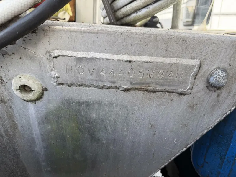 Slide: The Image of Hilburn 4412 1984 - 5793056