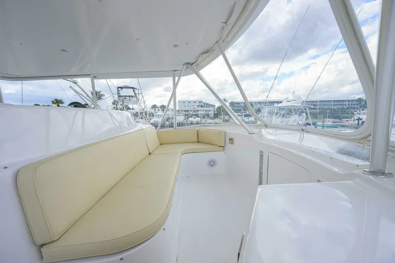 Slide: The Image of Viking 56 MATTER OF TIME - Flybridge - Seating 2004 Viking 56 MATTER OF TIME - 7652204