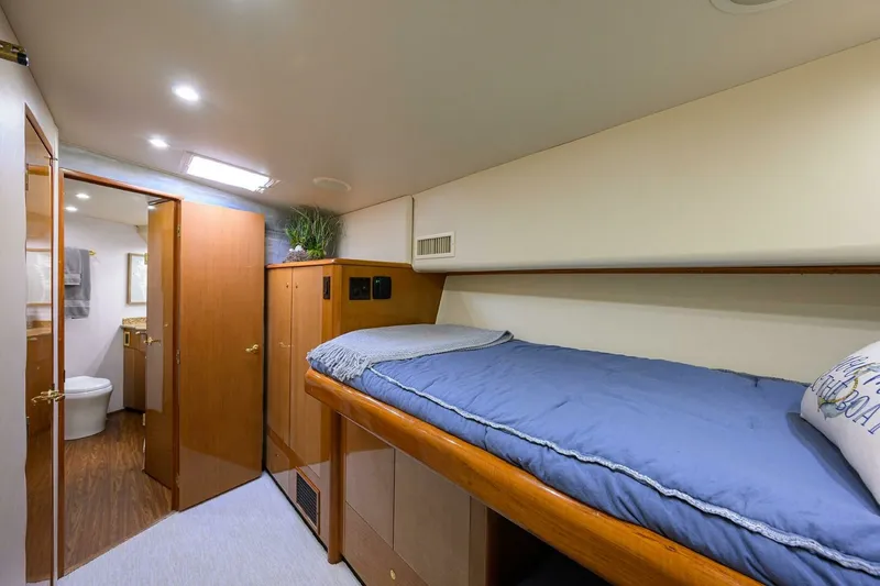 Slide: The Image of Viking 56 MATTER OF TIME - Stateroom Starboard 2004 Viking 56 MATTER OF TIME - 7652248