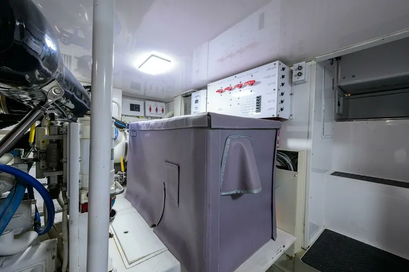 Slide: The Image of Viking 56 MATTER OF TIME - Engine Room 2004 Viking 56 MATTER OF TIME - 7652251