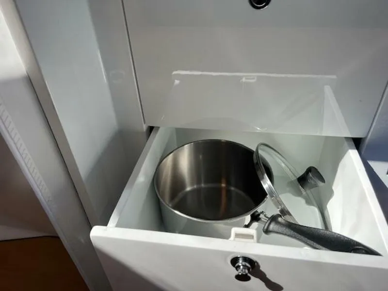 Slide: The Image of Neo Roma 430 2024 - 5783160