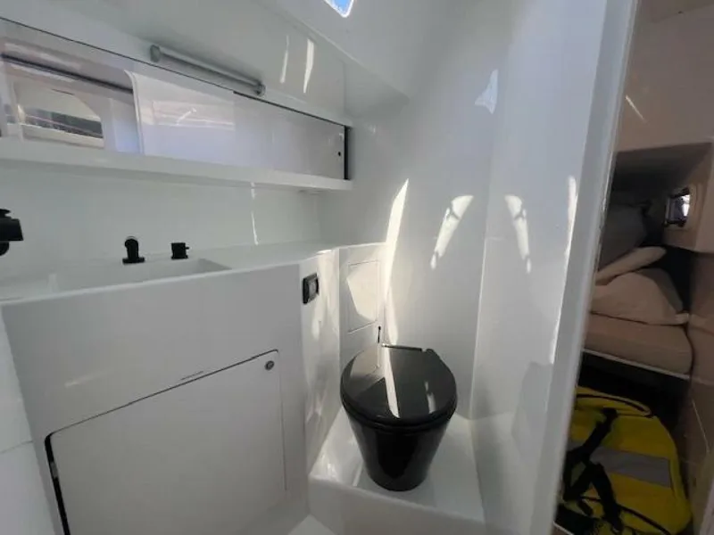 Slide: The Image of Neo Roma 430 2024 - 5783162