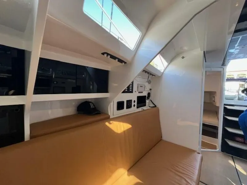 Slide: The Image of Neo Roma 430 2024 - 5783163