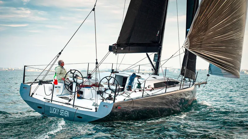 Slide: The Image of Neo Roma 430 2024 - 5783144