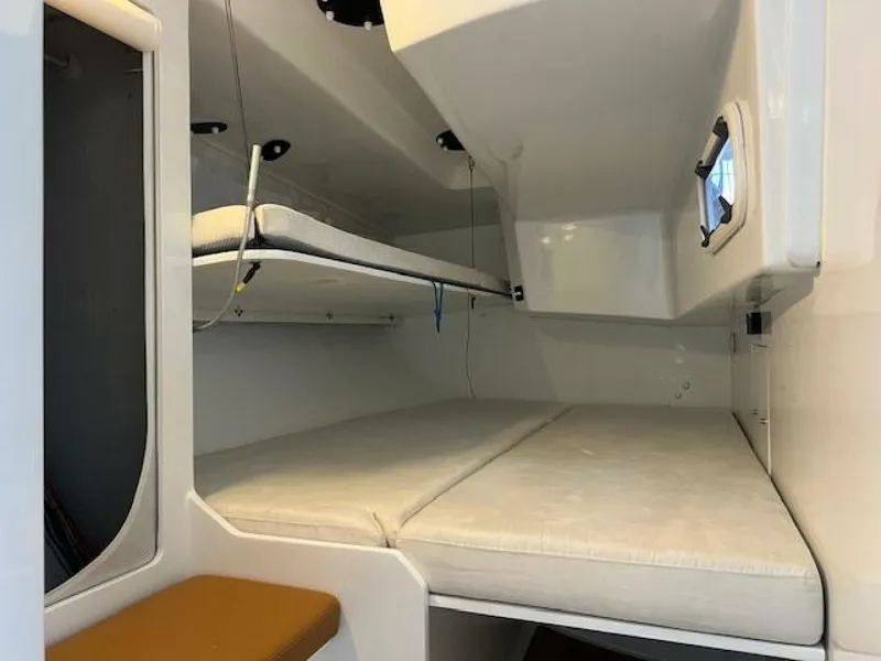 Slide: The Image of Neo Roma 430 2024 - 5783148