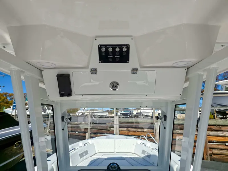 Slide: The Image of Sea Fox 268 Commander 2026 - 5783205