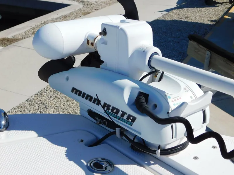 Slide: The Image of Robalo R207 2014 - 5783358