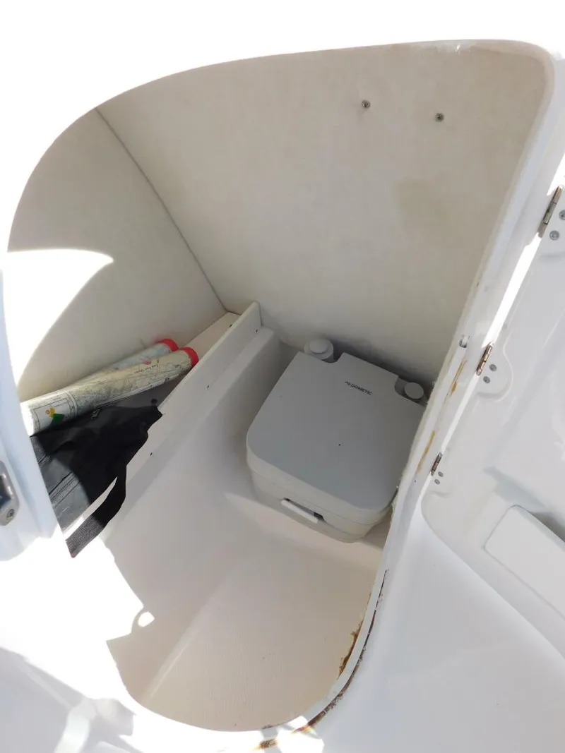 Slide: The Image of Robalo R207 2014 - 5783353