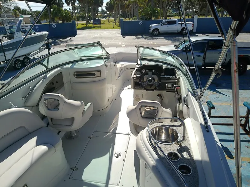 Slide: The Image of Crownline Boats Eclipse E6 XS 2017 - 5783488