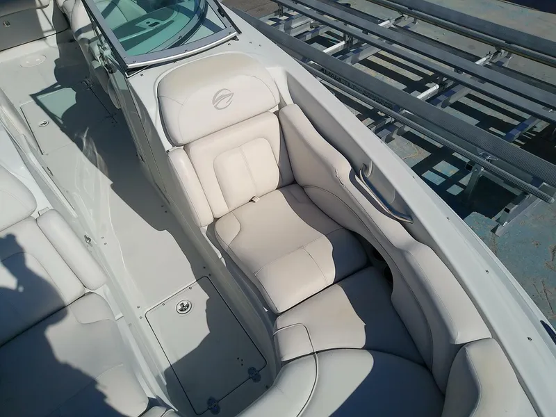 Slide: The Image of Crownline Boats Eclipse E6 XS 2017 - 5783491