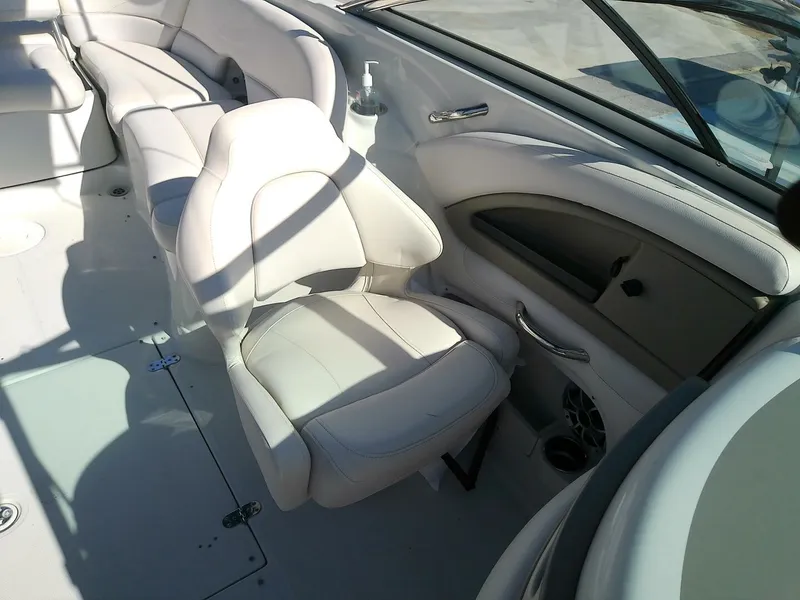 Slide: The Image of Crownline Boats Eclipse E6 XS 2017 - 5783496
