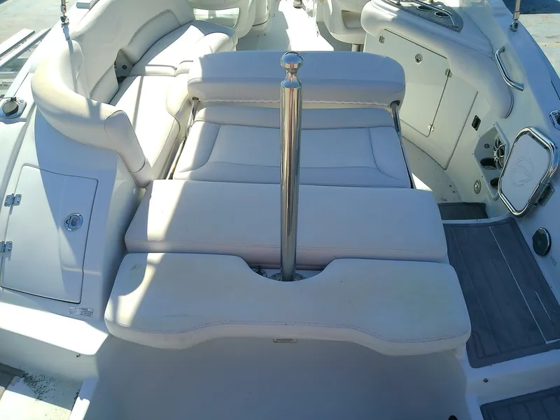 Slide: The Image of Crownline Boats Eclipse E6 XS 2017 - 5783513
