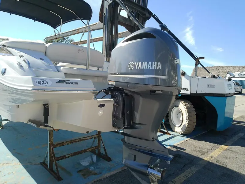 Slide: The Image of Crownline Boats Eclipse E6 XS 2017 - 5783470