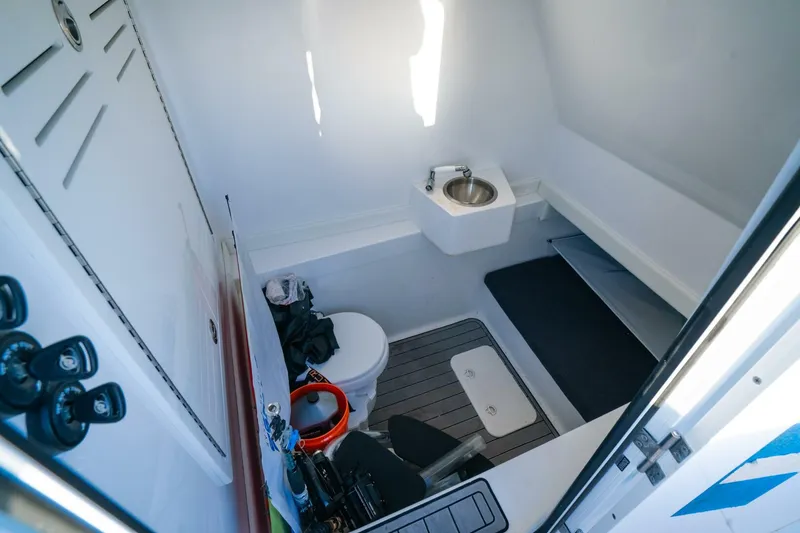 Slide: The Image of Front Runner 36 CC 2024 - 5783403