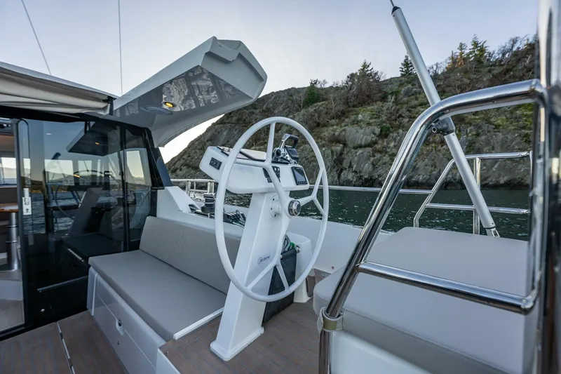 Slide: The Image of Moody 41DS 2024 - 5783672