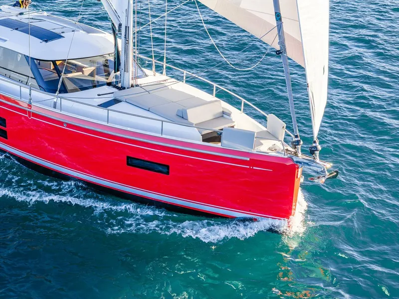 Slide: The Image of Moody 41DS 2024 - 5783625