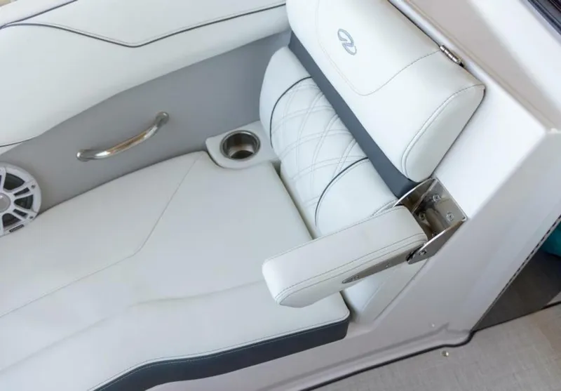 Slide: The Image of Regal LX2 Ultimate 2026 - 5783764