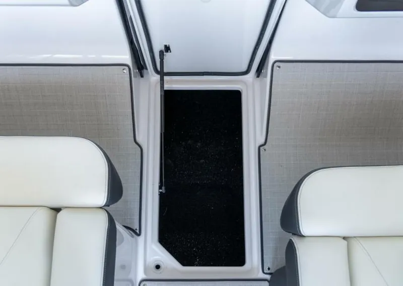 Slide: The Image of Regal LX2 Ultimate 2026 - 5783775