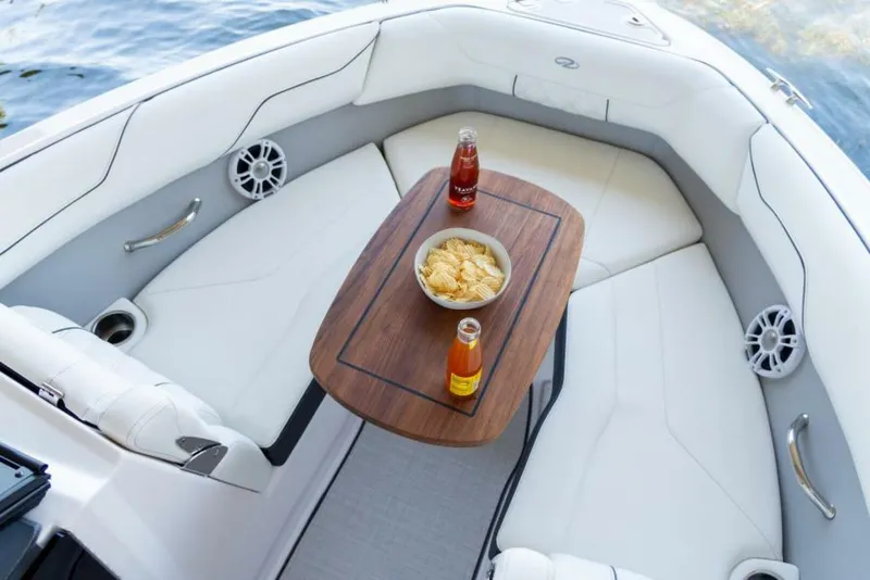 Slide: The Image of Regal LX2 Ultimate 2026 - 5783758